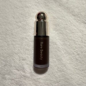 Rare Beauty Liquid Contour Peaceful